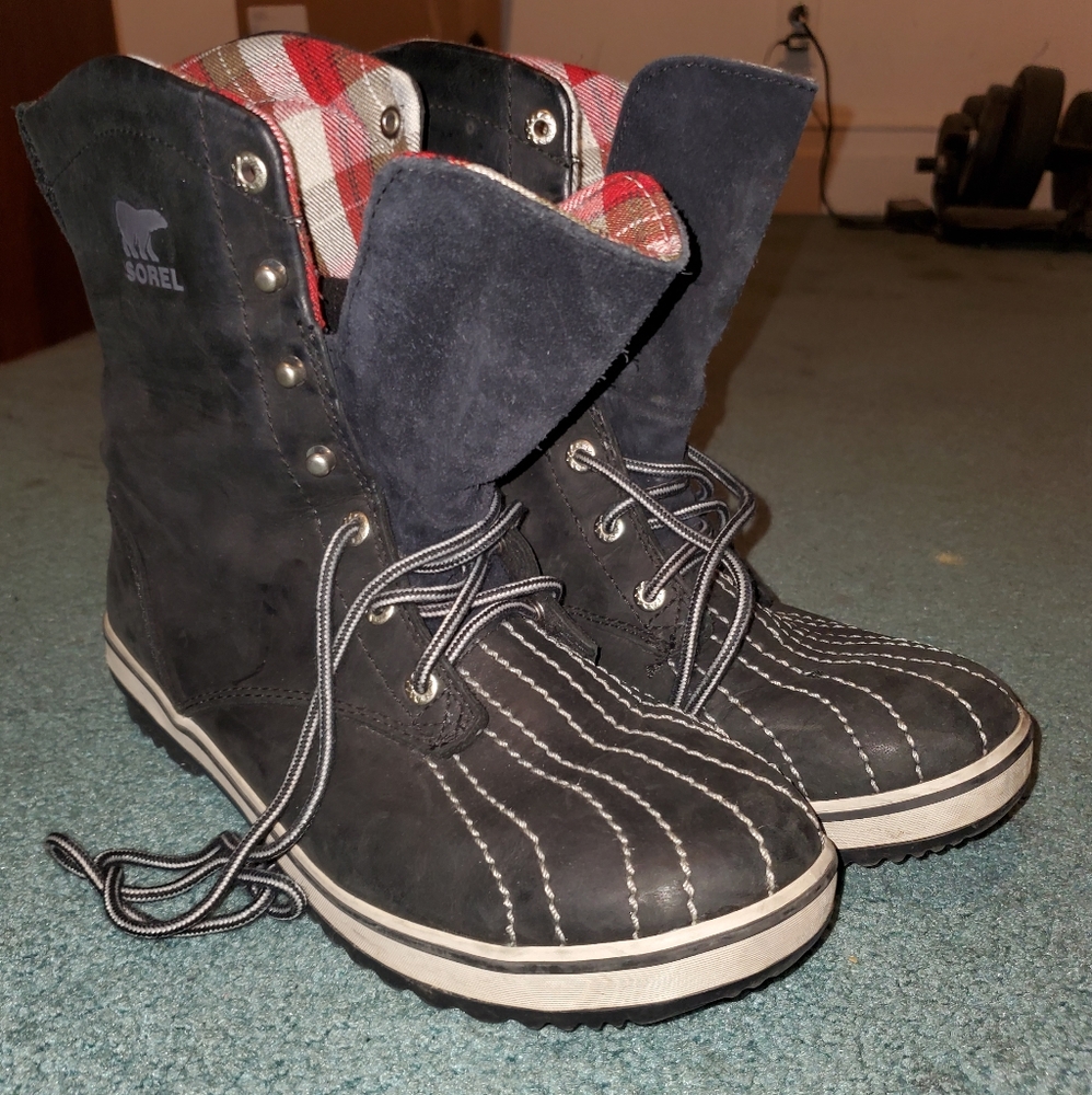 Sorel Rivoli Camp Boots Size 8